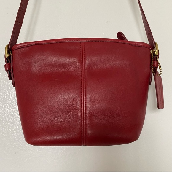 Coach Handbags - Elegant Red Leather Shoulder Bag